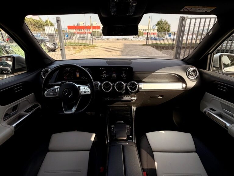 Mercedes-Benz GLB 200 A/T