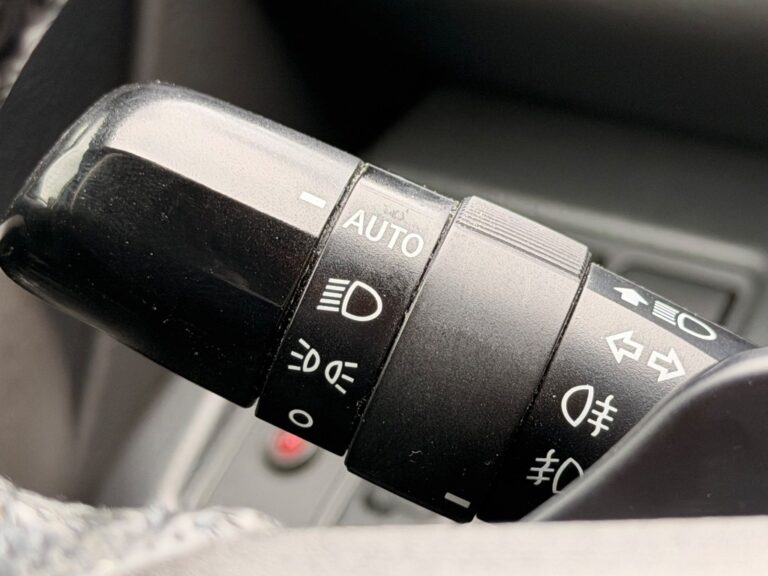 Toyota RAV4 2.2l D-CAT 150 Premium Navi A/T