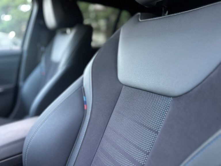 BMW Rad 3 Touring 320d mHEV xDrive A/T