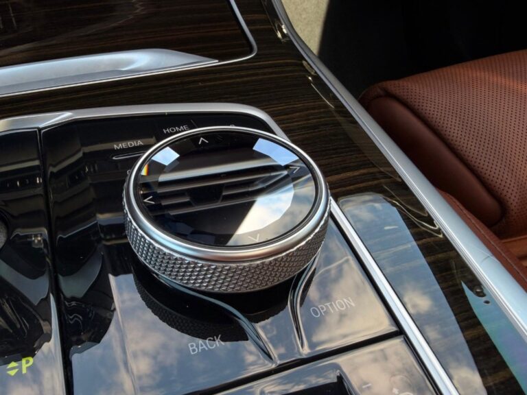 BMW X7 xDrive 40i A/T