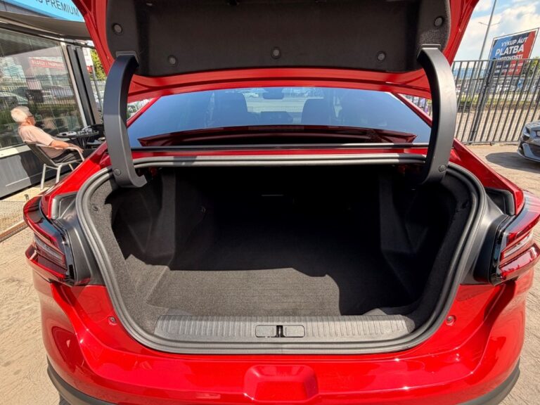 Citroën C4 X BlueHDi 130 S&S Shine Pack A/T