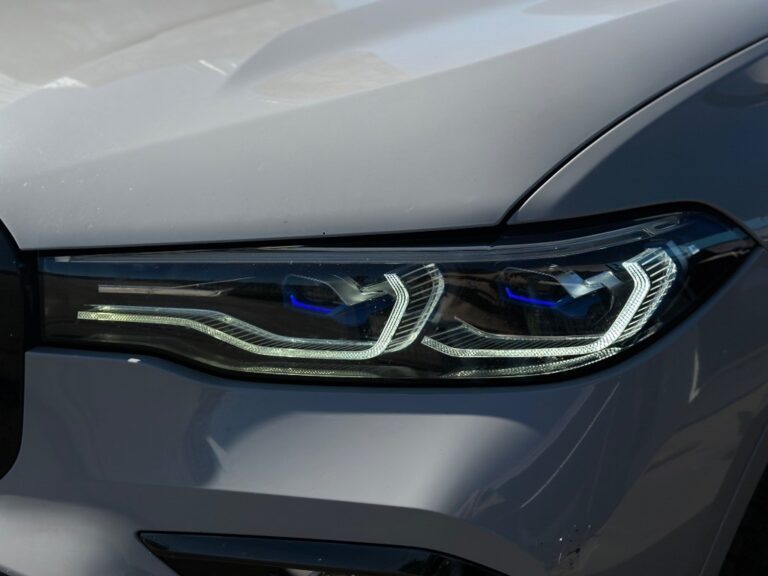 BMW X7 xDrive 40d mHEV A/T