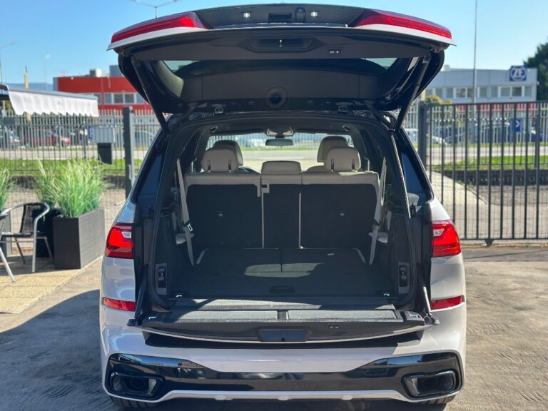 BMW X7 xDrive 40d mHEV A/T