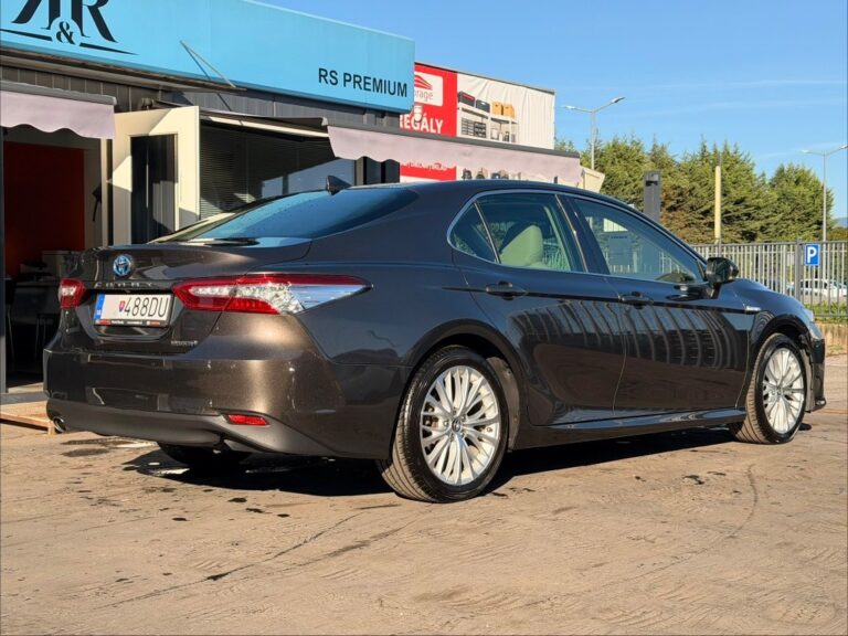 Toyota Camry 2.5 Hybrid Executive e-CVT