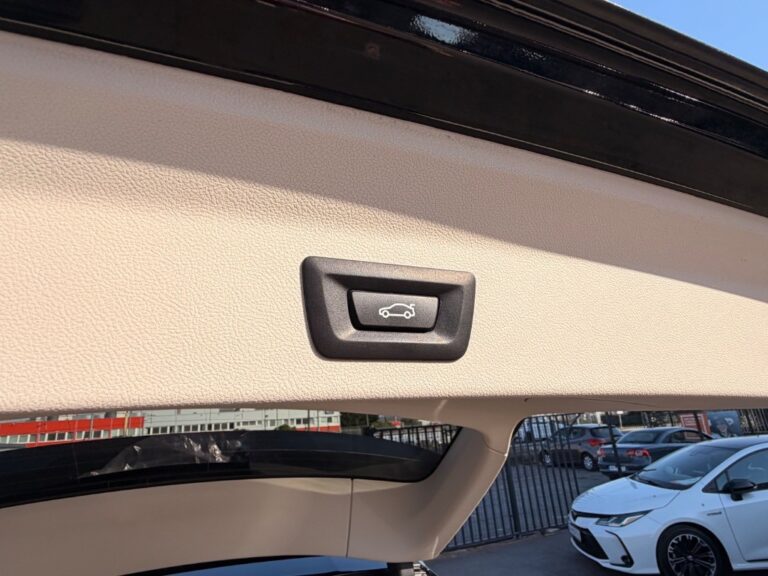 BMW X3 xDrive30i A/T