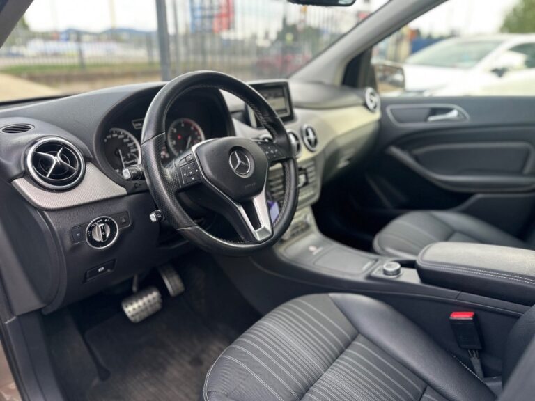 Mercedes-Benz B trieda