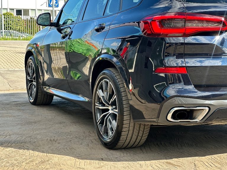 BMW X5 xDrive30d A/T