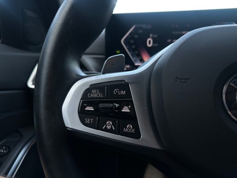 BMW Rad 3 Touring 320d mHEV xDrive A/T