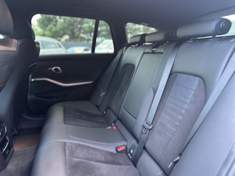 BMW Rad 3 Touring 320d mHEV xDrive A/T
